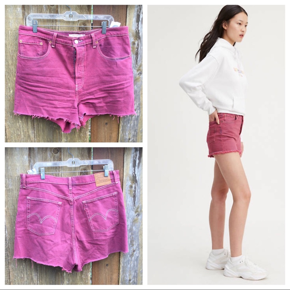 Levi’s Ribcage High Rise Shorts Sz 33